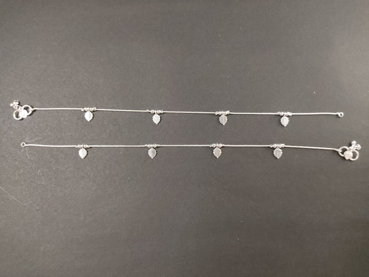 Dainty Leaf Anklets